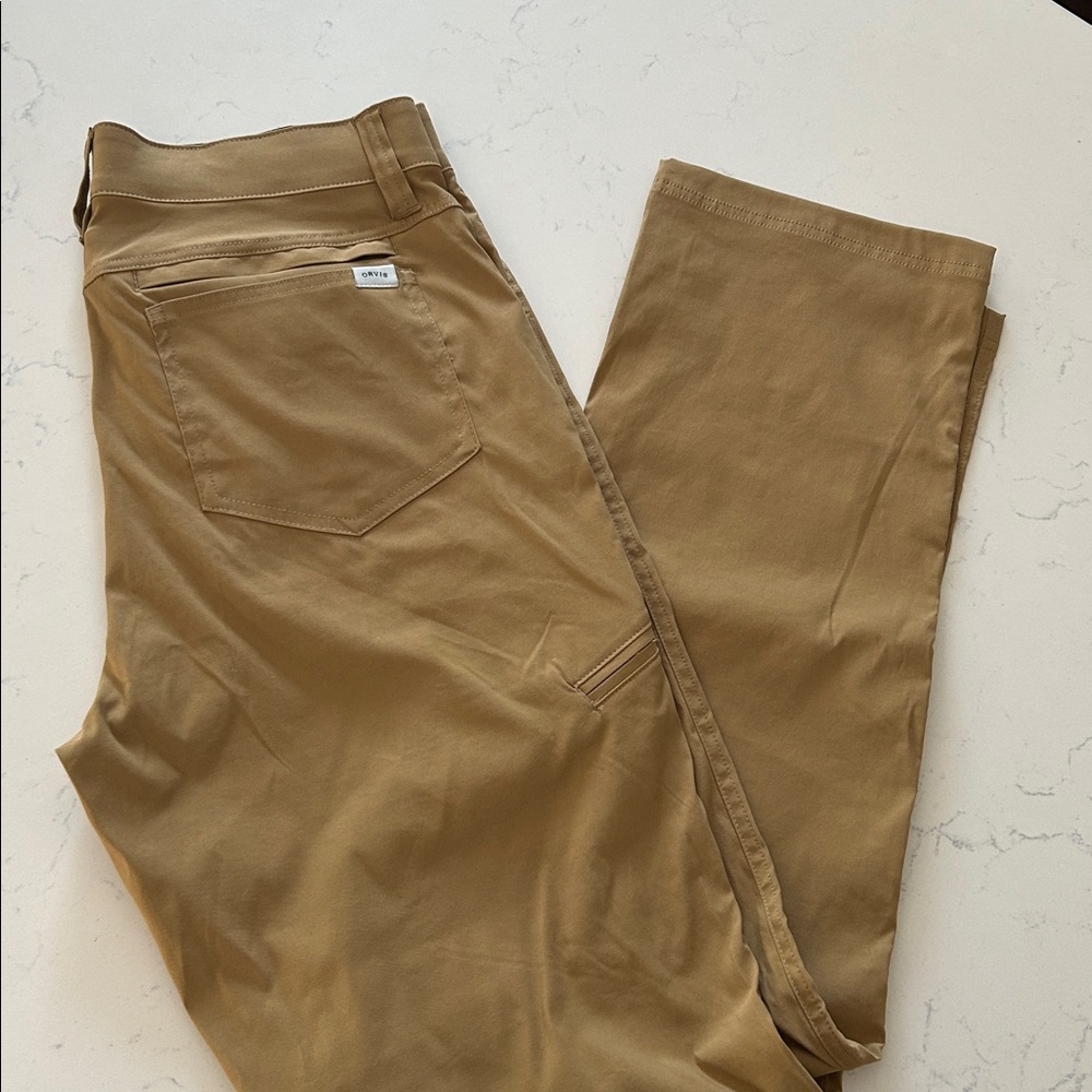 Orvis

Size: 32x32
Color: Khaki